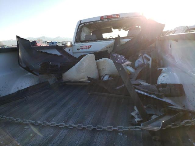 Photo 12 from auction – 2016 CHEVROLET SILVERADO with VIN 1GC2CUEG0GZ237011