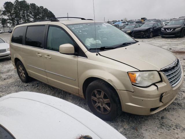Photo 4 from auction – 2010 CHRYSLER TOWN & COU with VIN 2A4RR8D19AR338612