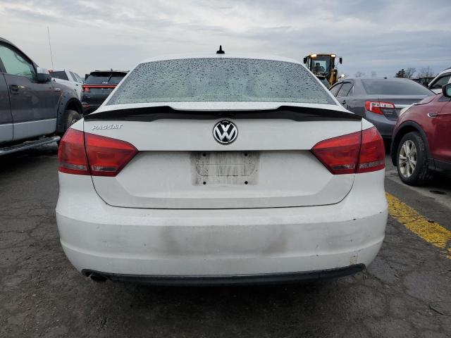Photo 6 from auction – 2014 VOLKSWAGEN PASSAT S with VIN 1VWAP7A33EC015418