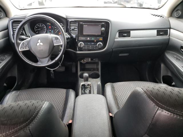 Photo 8 from auction – 2015 MITSUBISHI OUTLANDER with VIN JA4AZ3A31FZ010037