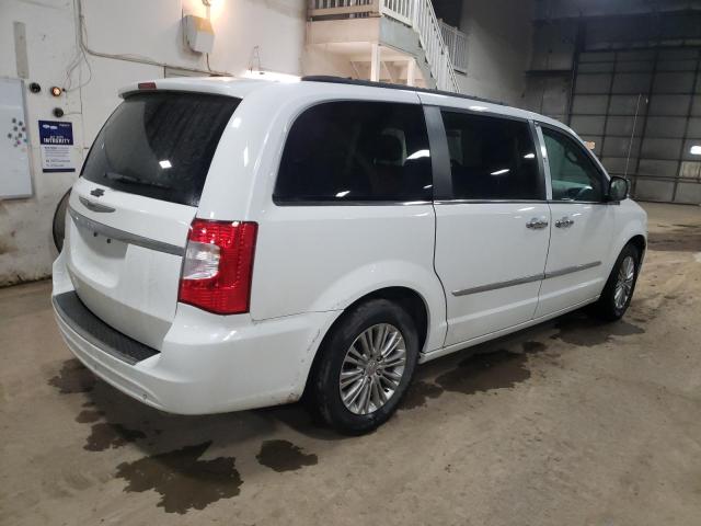 Photo 3 from auction – 2015 CHRYSLER TOWN & COU with VIN 2C4RC1CG6FR753334
