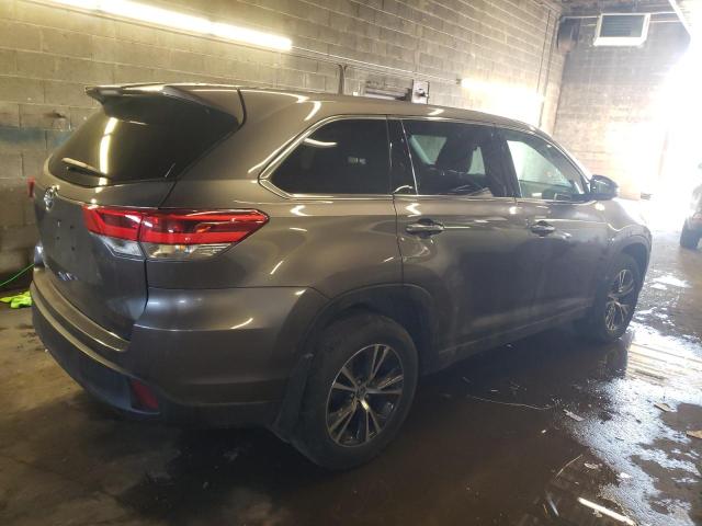 Photo 3 from auction – 2019 TOYOTA HIGHLANDER with VIN 5TDZZRFH4KS322817