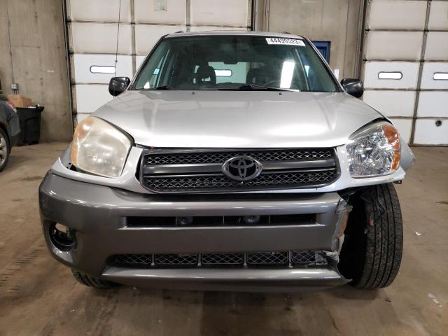 Photo 5 from auction – 2005 TOYOTA RAV4 with VIN JTEHD20V956038700