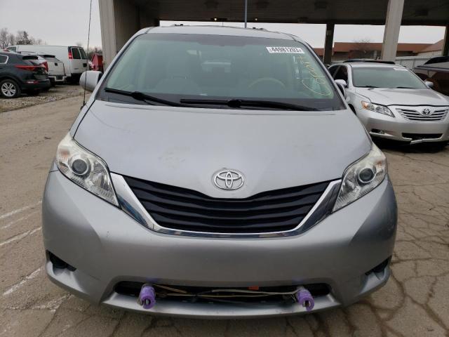 Photo 5 from auction – 2013 TOYOTA SIENNA LE with VIN 5TDKK3DC1DS338731