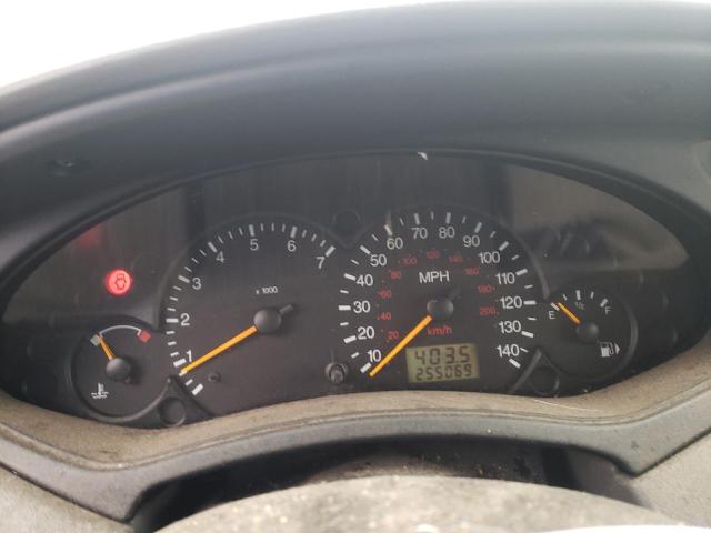 Photo 9 from auction – 2000 FORD FOCUS ZX3 with VIN 3FAFP3138YR213957