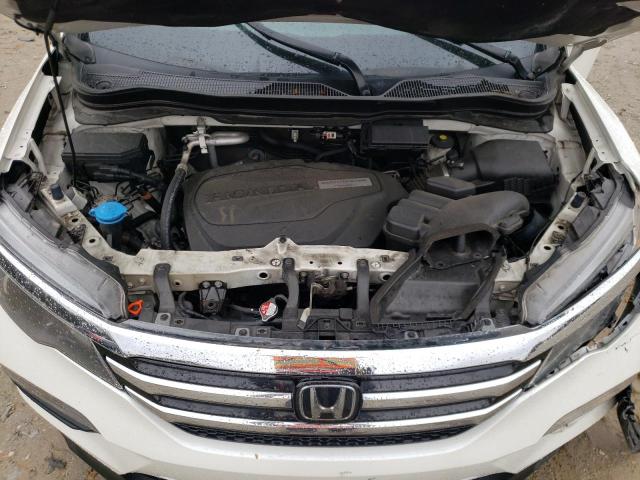 Photo 11 from auction – 2016 HONDA PILOT TOUR with VIN 5FNYF6H98GB077606