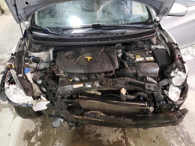 Photo 11 from auction – 2012 HYUNDAI ELANTRA GL with VIN 5NPDH4AE9CH093295