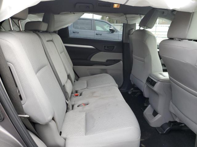 Photo 11 from auction – 2019 TOYOTA HIGHLANDER with VIN 5TDBZRFH7KS923799