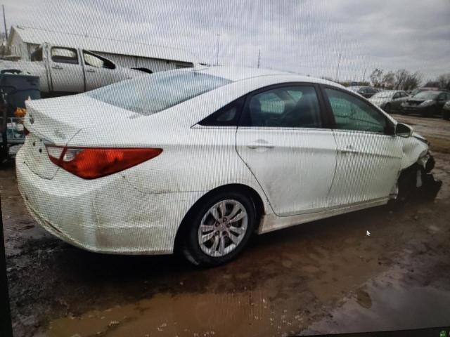 Photo 3 from auction – 2012 HYUNDAI SONATA GLS with VIN 5NPEB4AC6CH375043