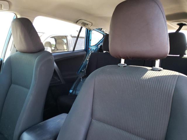 Photo 10 from auction – 2018 TOYOTA RAV4 LE with VIN JTMZFREV7JJ152187