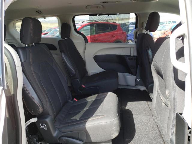 Photo 11 from auction – 2018 CHRYSLER PACIFICA T with VIN 2C4RC1FGXJR102910
