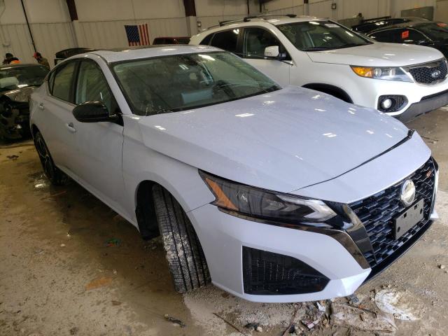 Photo 4 from auction – 2023 NISSAN ALTIMA SR with VIN 1N4BL4CW5PN317718