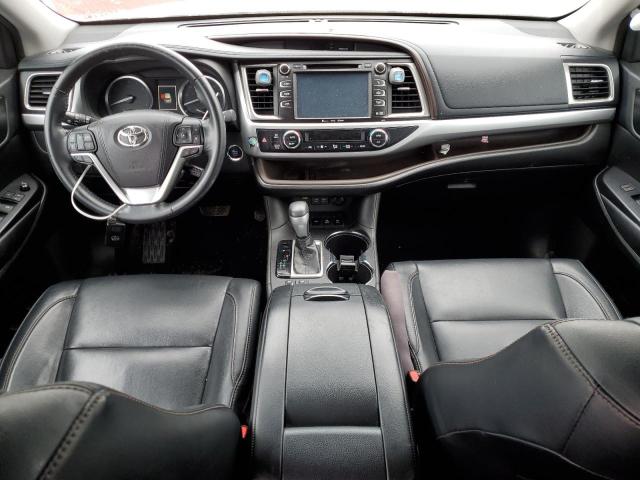 Photo 8 from auction – 2018 TOYOTA HIGHLANDER with VIN 5TDJZRFH1JS818444