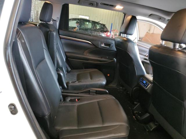 Photo 11 from auction – 2015 TOYOTA HIGHLANDER with VIN 5TDDKRFH0FS186674