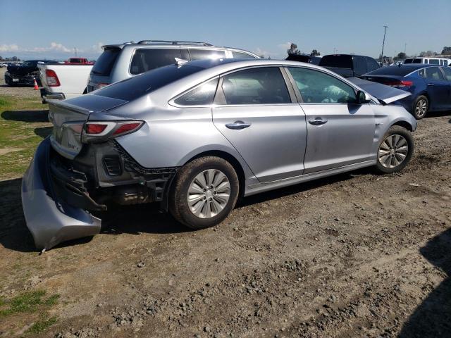 Photo 3 from auction – 2016 HYUNDAI SONATA HYB with VIN KMHE24L12GA009262