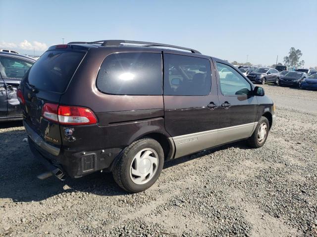 Photo 3 from auction – 2002 TOYOTA SIENNA LE with VIN 4T3ZF13C52U460030