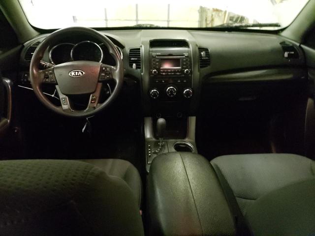 Photo 8 from auction – 2013 KIA SORENTO LX with VIN 5XYKTDA65DG359547