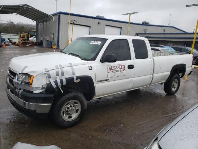 CHEVROLET SILVERADO 2006 with VIN 1GCHC29U76E109272 - Photo from auction