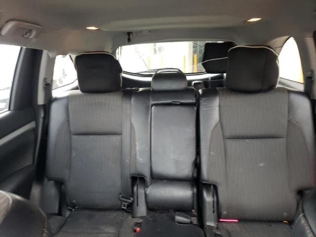 Photo 10 from auction – 2016 TOYOTA HIGHLANDER with VIN 5TDBKRFH8GS225004