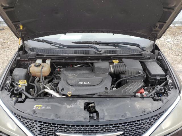 Photo 12 from auction – 2017 CHRYSLER PACIFICA L with VIN 2C4RC1GG0HR747932