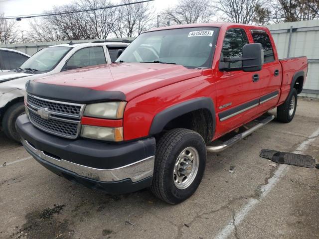 CHEVROLET SILVERADO 2005 with VIN 1GCHK23UX5F852030 - Photo from auction