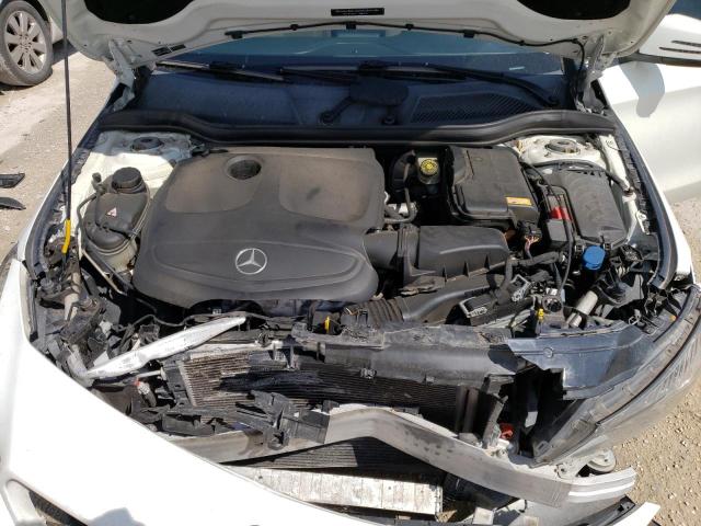 Photo 11 from auction – 2015 MERCEDES-BENZ CLA with VIN WDDSJ4EB2FN244726