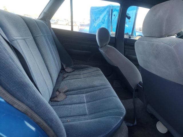 Photo 10 from auction – 1993 FORD ESCORT LX with VIN 1FAPP15JXPW387090