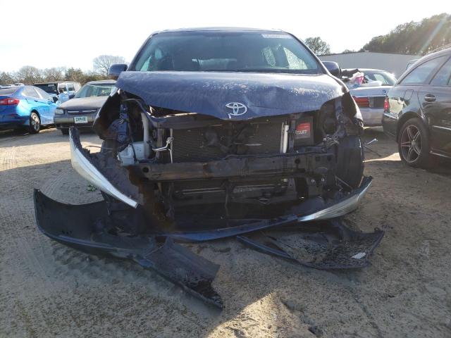 Photo 5 from auction – 2017 TOYOTA SIENNA XLE with VIN 5TDYZ3DC2HS772989