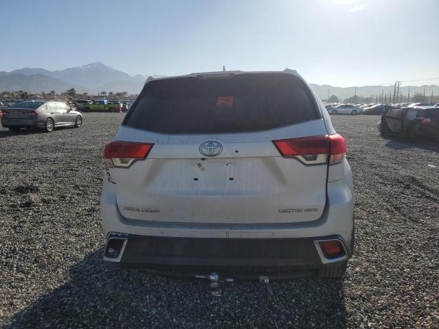 Photo 6 from auction – 2019 TOYOTA HIGHLANDER with VIN 5TDDZRFH3KS949857