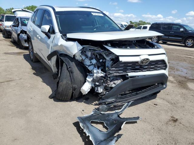 Photo 4 from auction – 2022 TOYOTA RAV4 LIMIT with VIN 2T3N1RFV5NW251691