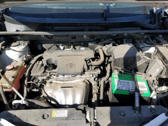 Photo 11 from auction – 2015 TOYOTA RAV4 LE with VIN JTMZFREV4FJ059120