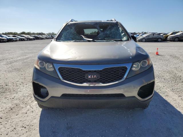 Photo 5 from auction – 2011 KIA SORENTO EX with VIN 5XYKU4A25BG179508