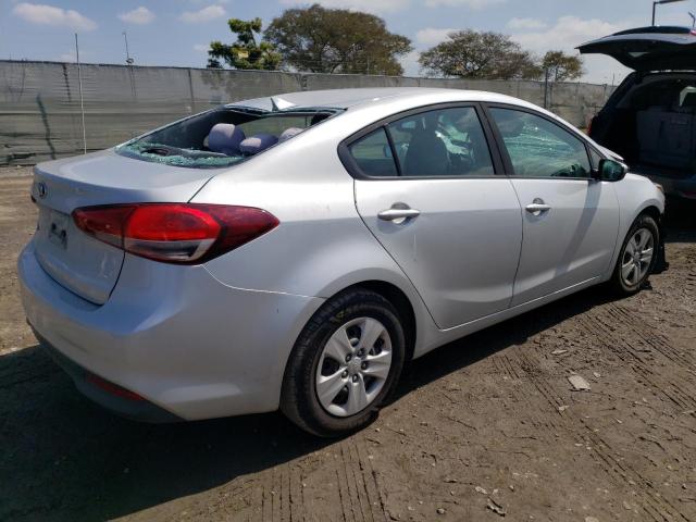 Photo 3 from auction – 2017 KIA FORTE LX with VIN 3KPFK4A73HE093199