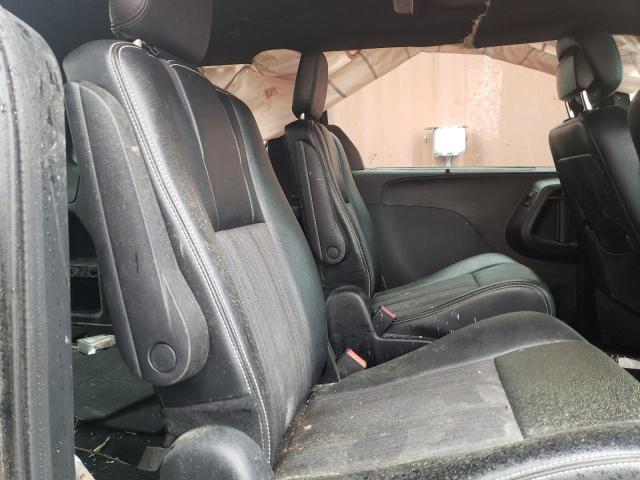 Photo 11 from auction – 2014 CHRYSLER TOWN & COU with VIN 2C4RC1HG7ER361244
