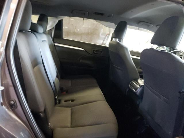 Photo 11 from auction – 2019 TOYOTA HIGHLANDER with VIN 5TDZZRFH4KS322817