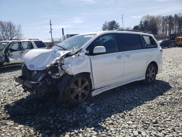 Photo 1 from auction – 2017 TOYOTA SIENNA SE with VIN 5TDXZ3DC3HS824884