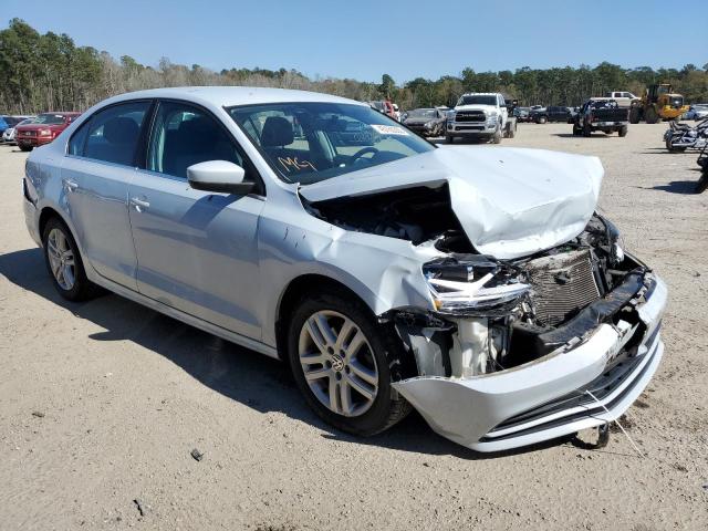 Photo 4 from auction – 2017 VOLKSWAGEN JETTA S with VIN 3VW2B7AJ2HM316430
