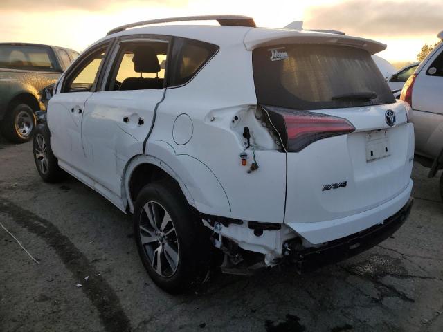 Photo 2 from auction – 2017 TOYOTA RAV4 XLE with VIN JTMWFREV0HJ714833