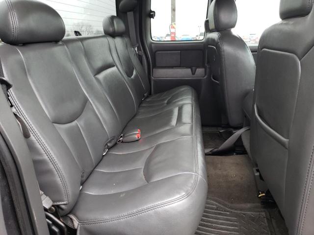 Photo 10 from auction – 2005 GMC NEW SIERRA with VIN 2GTEK19B151237828