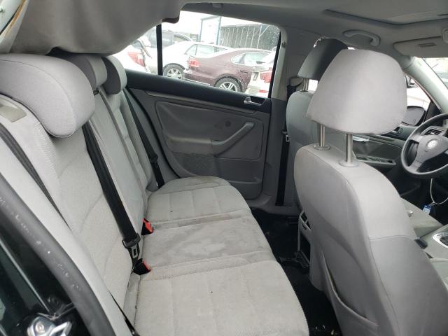 Photo 10 from auction – 2007 VOLKSWAGEN RABBIT with VIN WVWDR71K07W180121