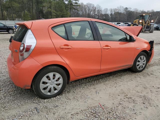 Photo 3 from auction – 2013 TOYOTA PRIUS C with VIN JTDKDTB30D1044621