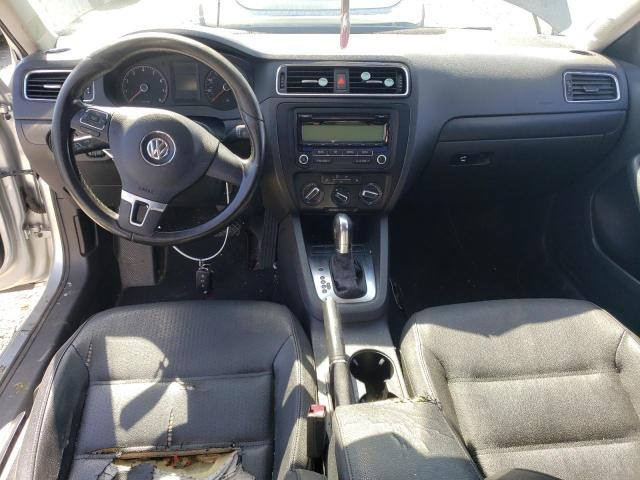 Photo 8 from auction – 2011 VOLKSWAGEN JETTA SE with VIN 3VWDZ7AJ2BM049320