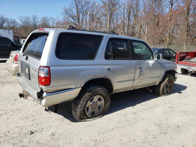 Photo 3 from auction – 2001 TOYOTA 4RUNNER SR with VIN JT3HN86R210349675