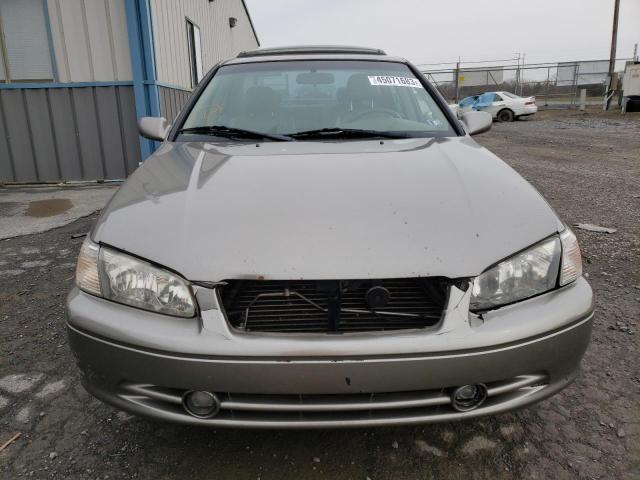 Photo 5 from auction – 2000 TOYOTA CAMRY LE with VIN 4T1BF28K7YU098999