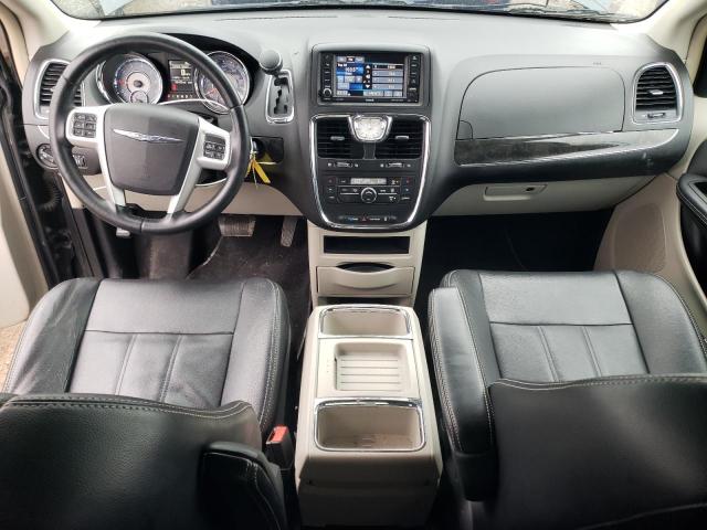 Photo 8 from auction – 2014 CHRYSLER TOWN & COU with VIN 2C4RC1BG1ER277350