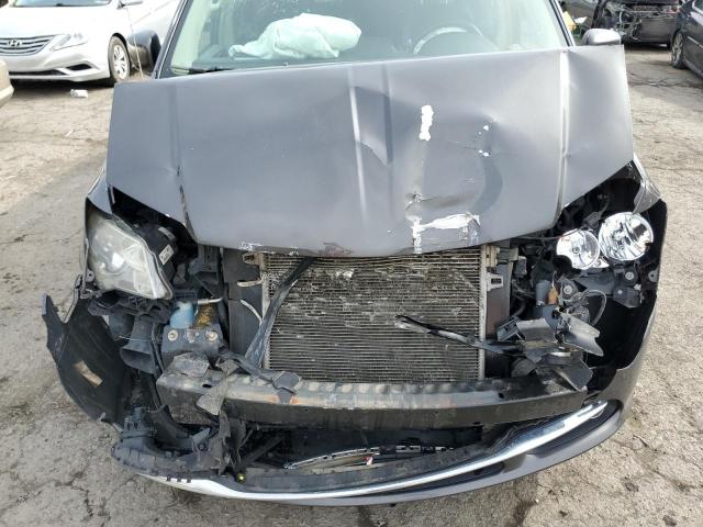 Photo 12 from auction – 2015 CHRYSLER TOWN & COU with VIN 2C4RC1BGXFR504911