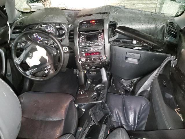 Photo 8 from auction – 2011 KIA SORENTO EX with VIN 5XYKU4A28BG033233
