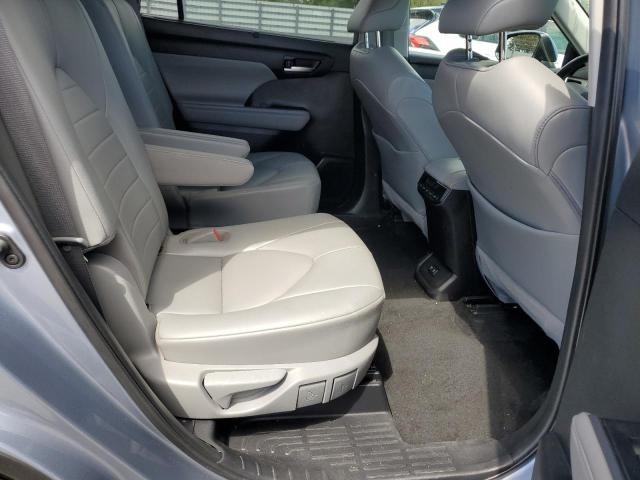 Photo 11 from auction – 2021 TOYOTA HIGHLANDER with VIN 5TDGZRAH0MS085339
