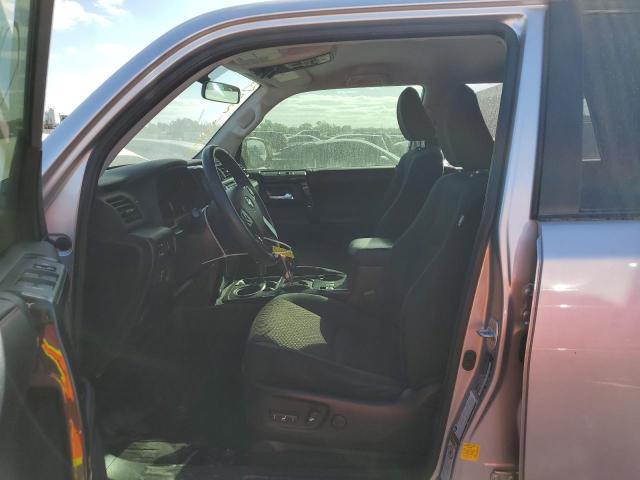 Photo 7 from auction – 2019 TOYOTA 4RUNNER SR with VIN JTEBU5JR1K5692830