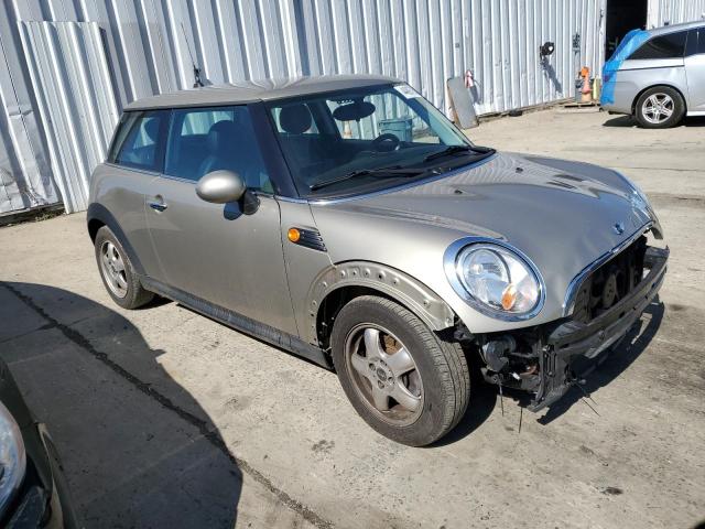 Photo 4 from auction – 2010 MINI COOPER with VIN WMWMF3C52ATZ23313